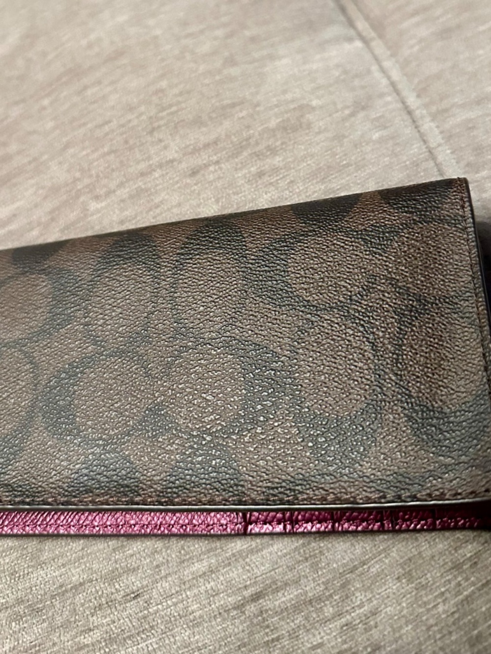 Coach Wallet/Card holder - Picture 4 of 7